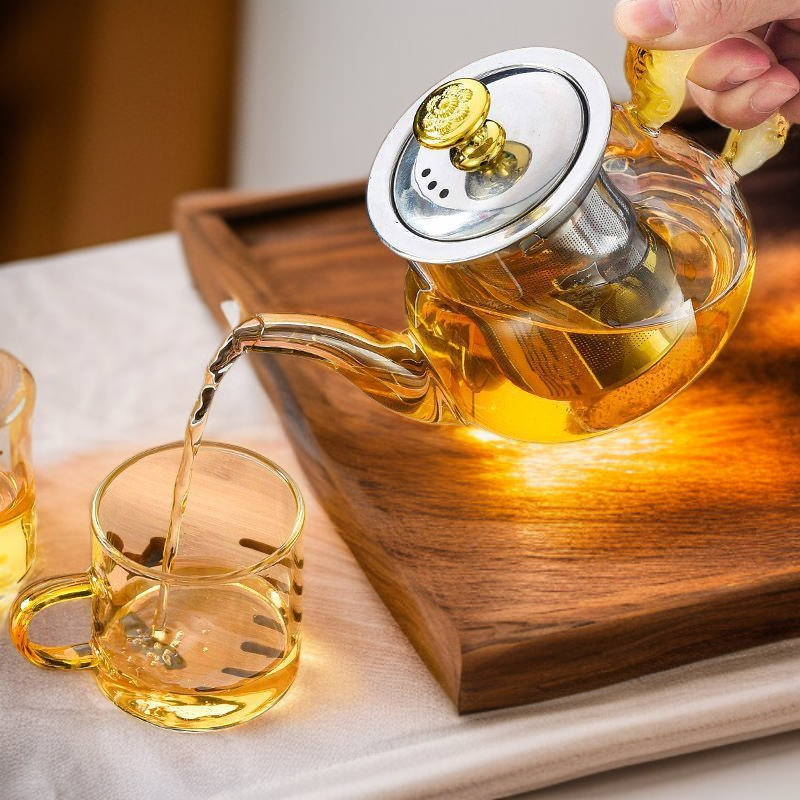 따뜻한 차 세트