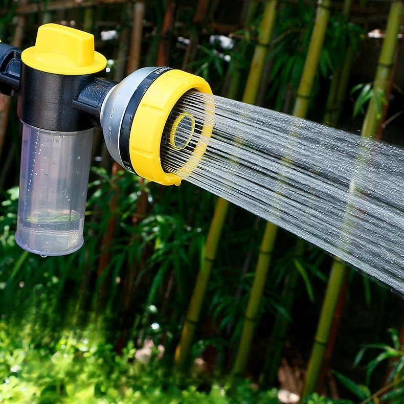 High-pressure water gun for watering flowers