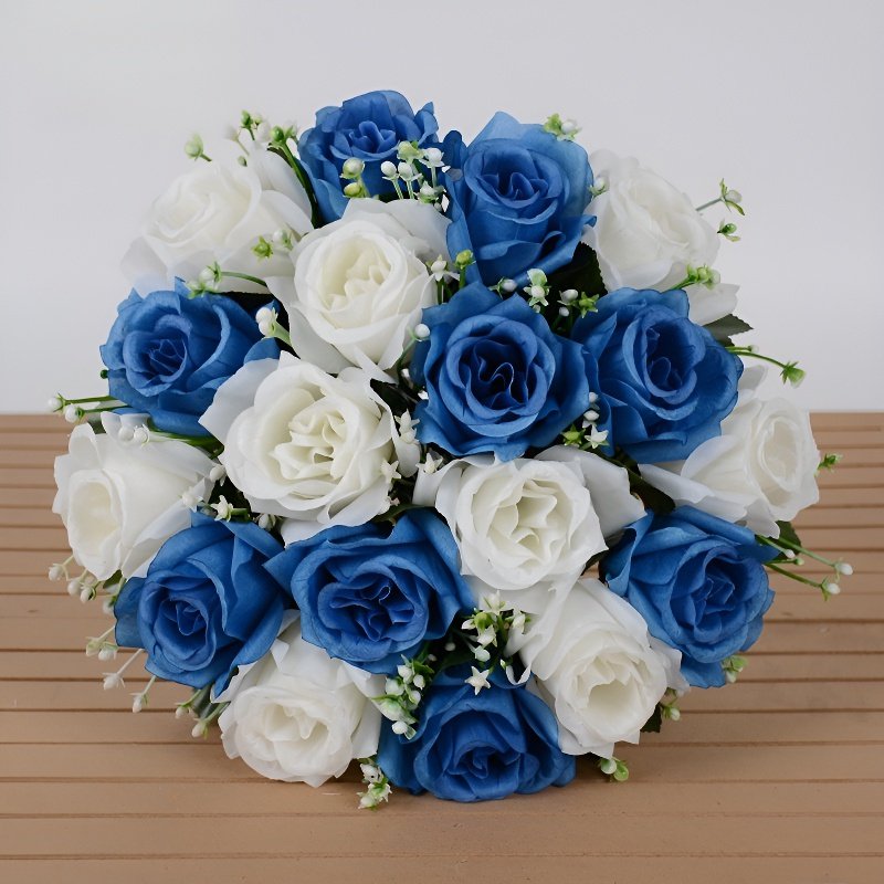 手作りのシルクのバラの花束