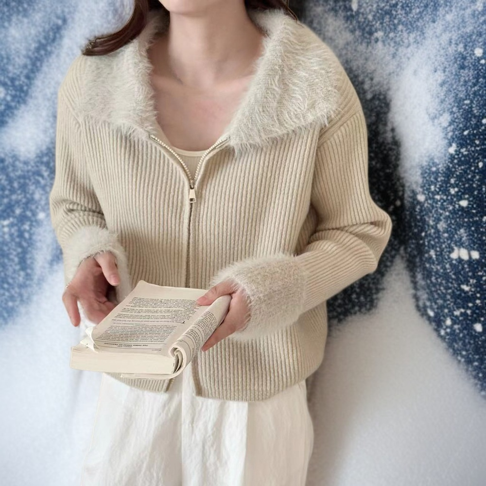 柔らかい素材の秋冬用カーディガン詳細