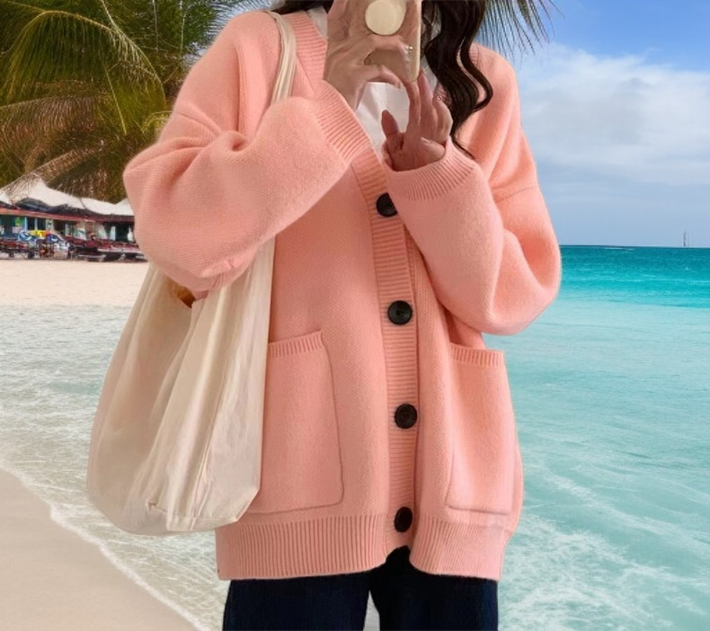 Detailansicht: Strickjacke im College-Lazy-Style