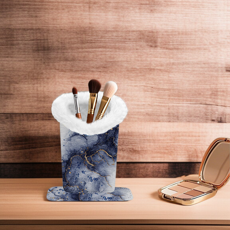 안경이 안전하게 들어있는 플러시 튜브