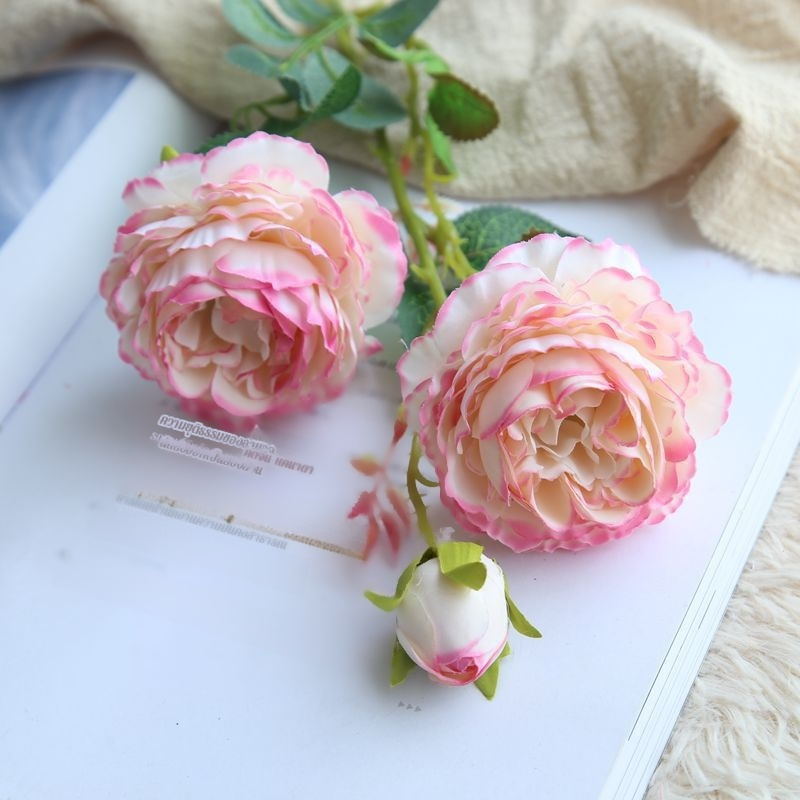 Roses artificielles pour mariage