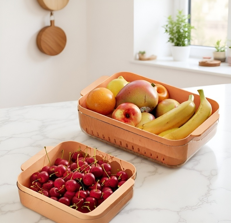 채소 세척 중인 이중 구조 바스켓