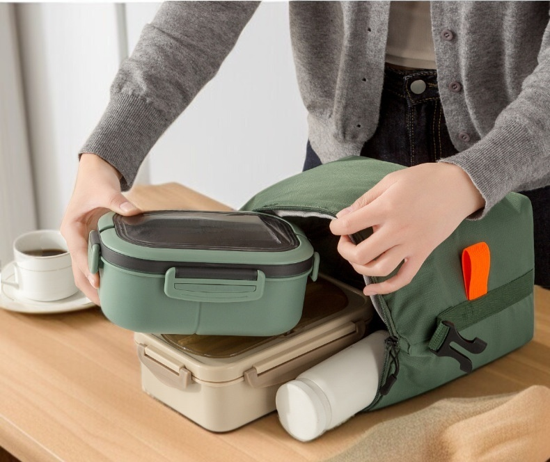 保溫手提袋搭配飯盒使用效果
