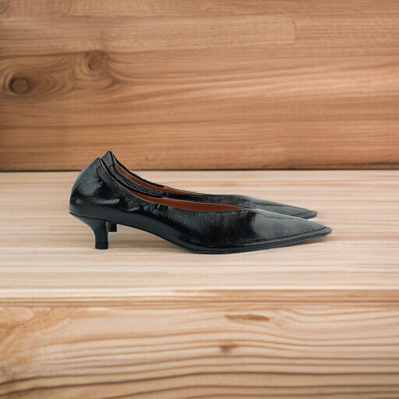 2025年夏 プリーツ 気質 シングルシューズ プロフェッショナル キャットヒール シングルシューズ レディース 夏 浅め ハイヒール ミドルポインテッドトゥ ソフトレザー レディースシューズ
