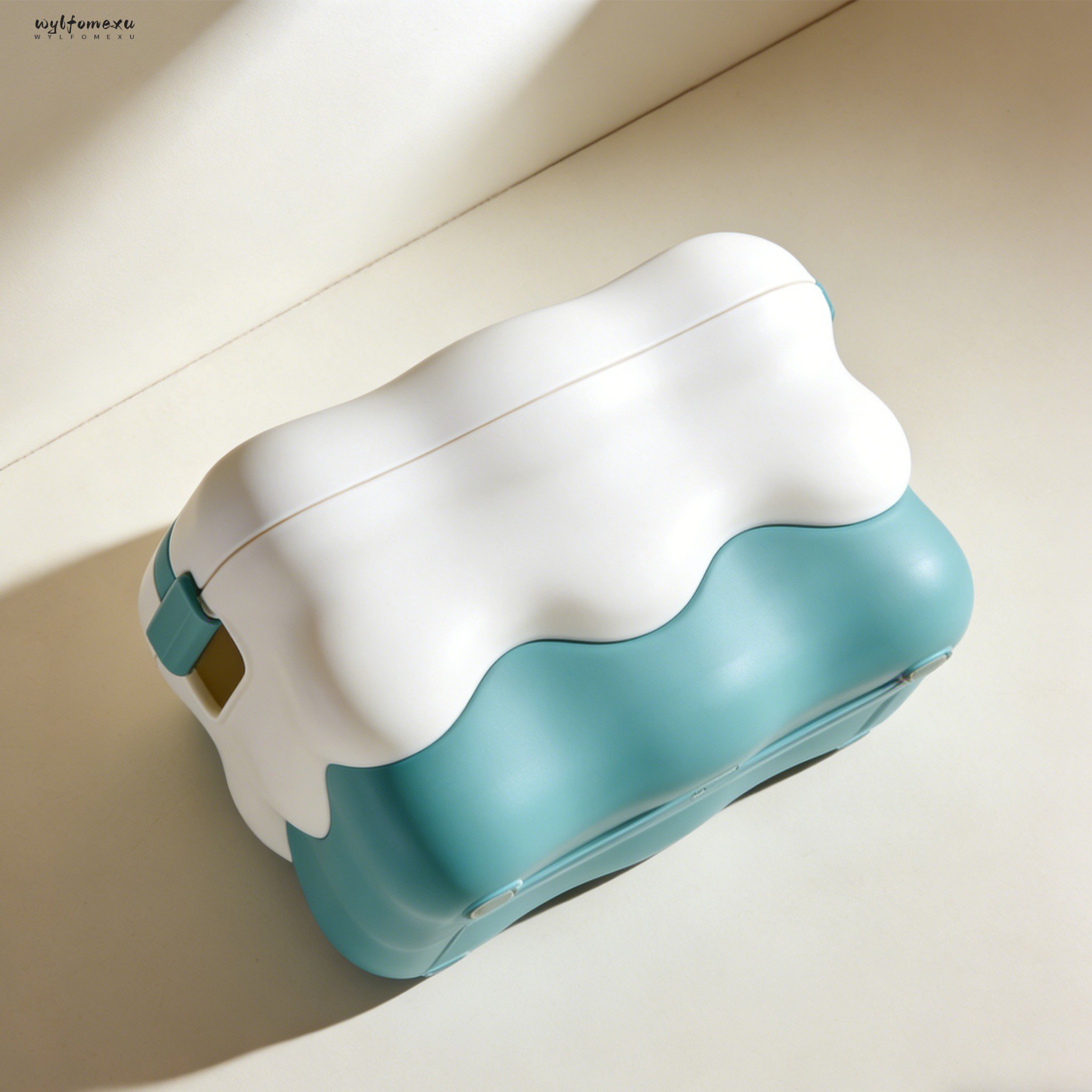 Wielofunkcyjne pudełko na ubrania