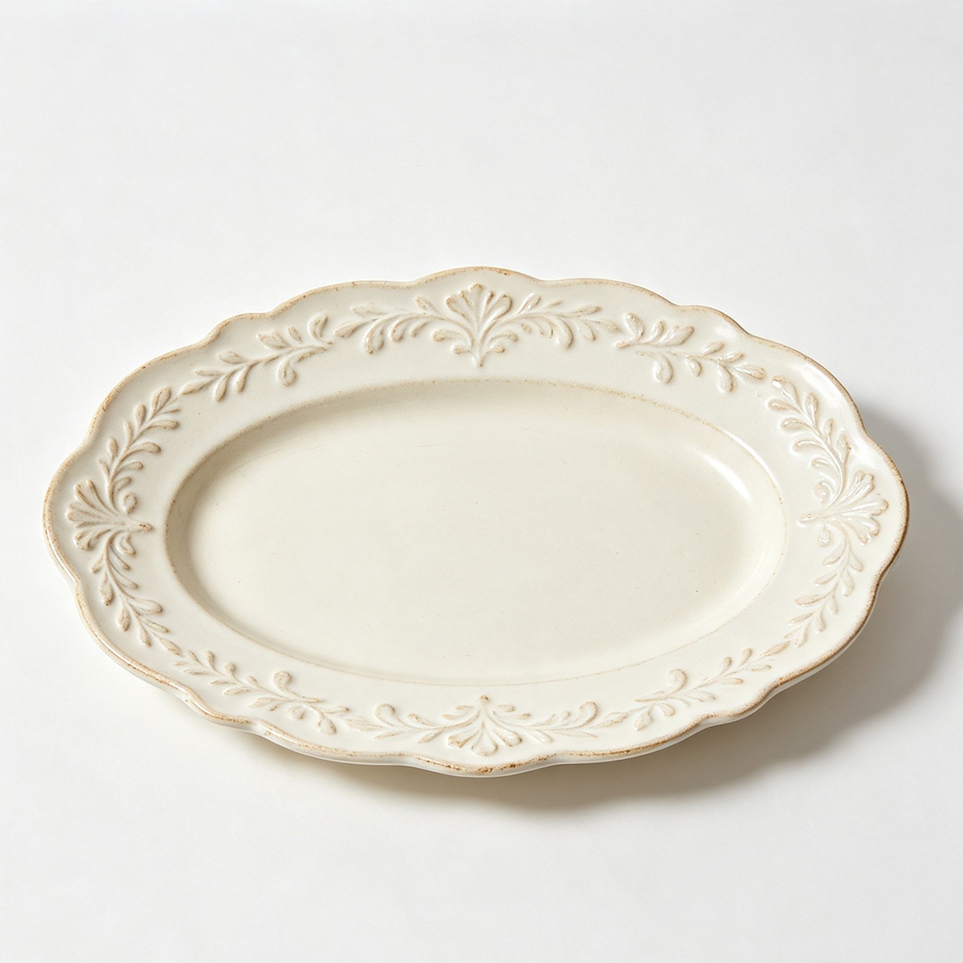 Retro Embossed Ceramic Dinner Plate