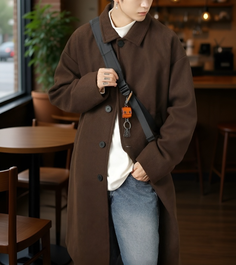 Férfi divat, japán inspirációjú gyapjú kabát