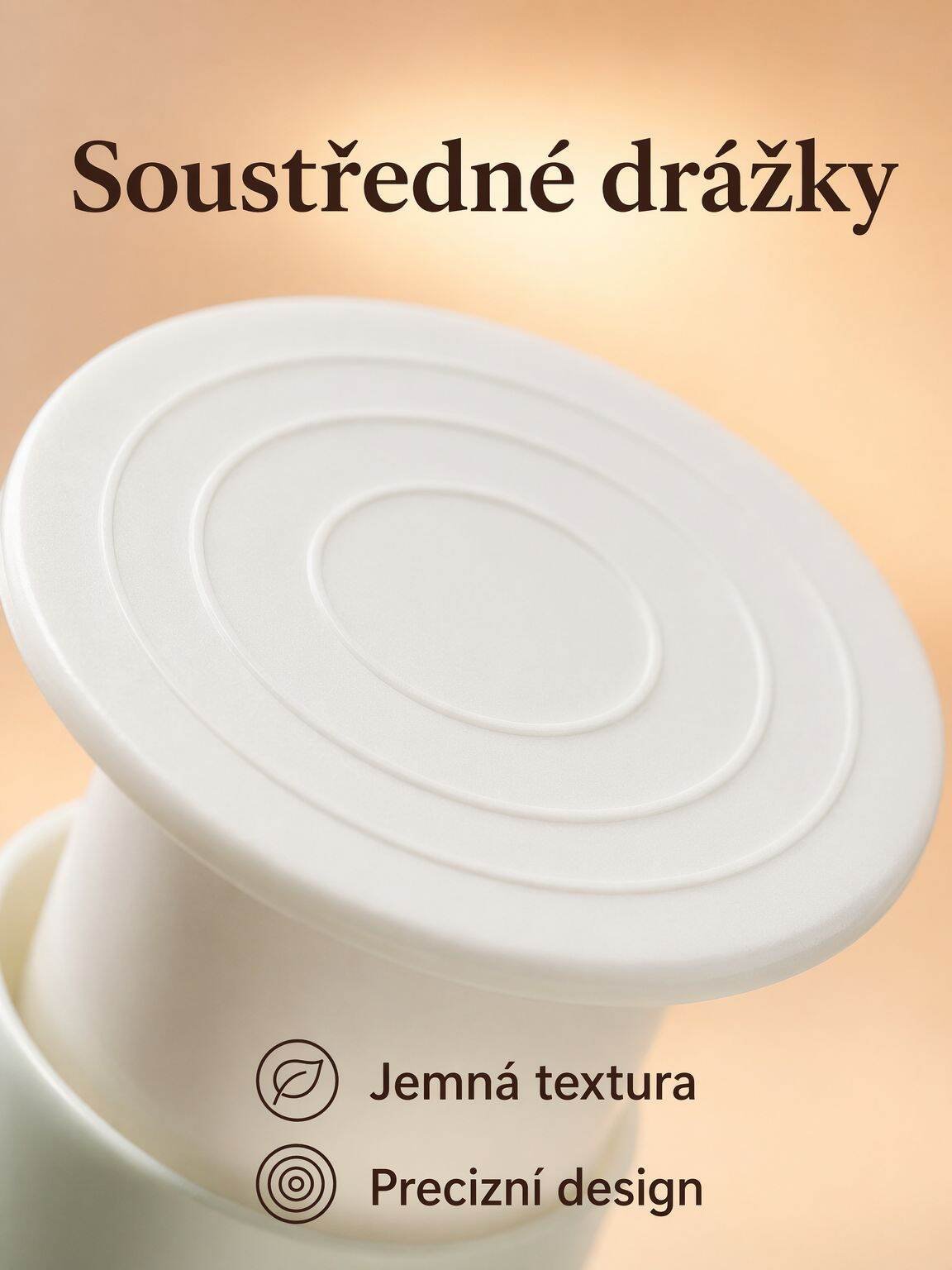 Stroj na lisování masa s ovládacím panelem