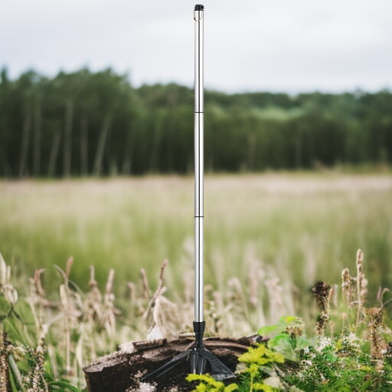 Weed puller with aluminum claw