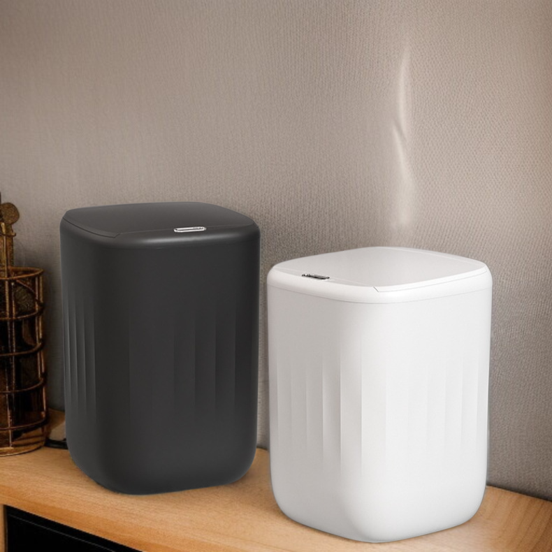 충전 케이블과 함께 제공되는 휴지통