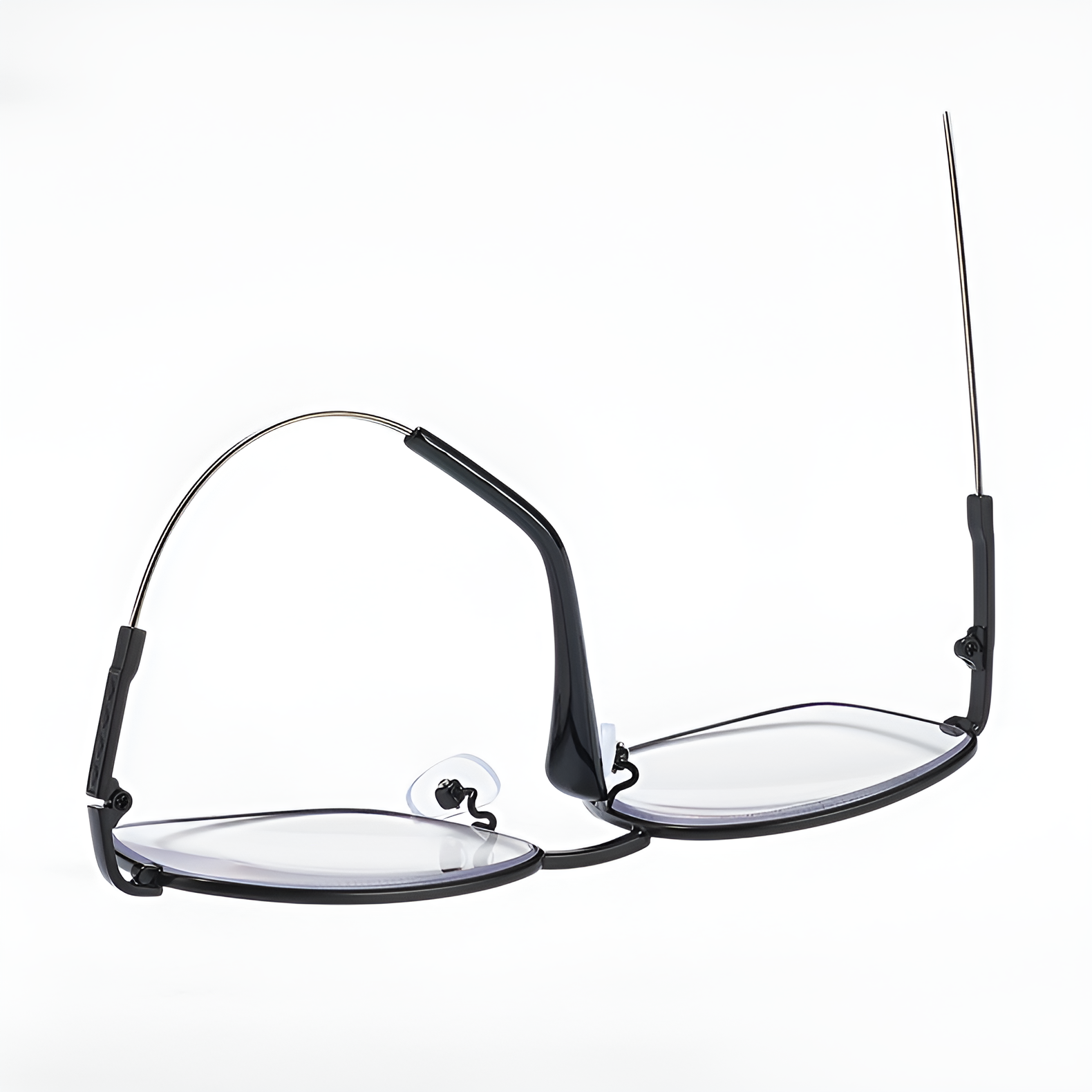 Vista lateral de gafas de lectura ultraligeras