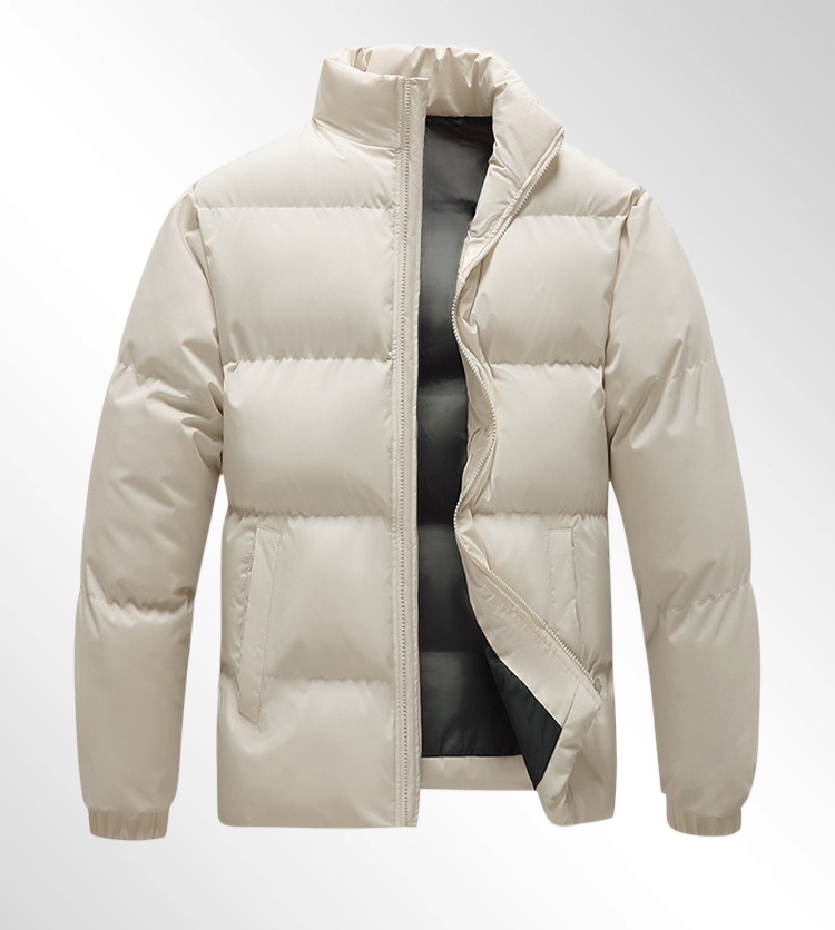 경량 고급 다운 재킷 디테일 샷