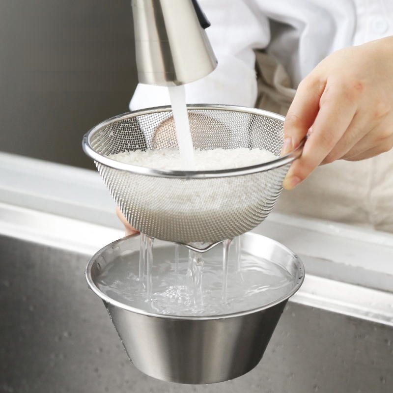 Petit bol en acier inoxydable