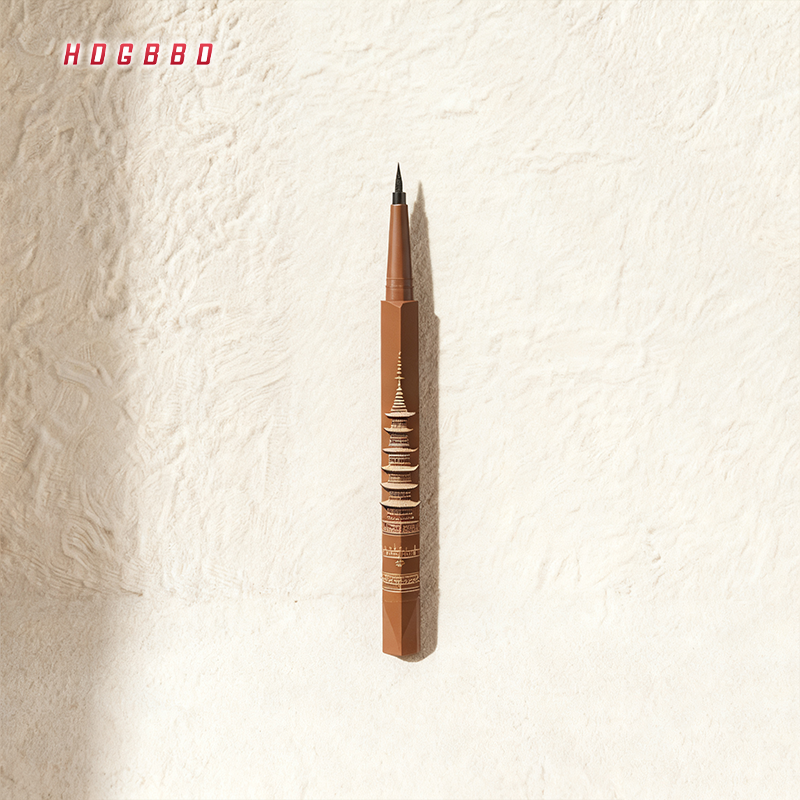 อายไลเนอร์แพ็คคู่ สำหรับดวงตาคมชัด