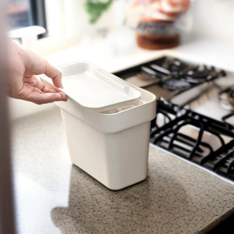 キッチンシンク用吊り下げ式生ごみ箱 2L（モデンブラン）
