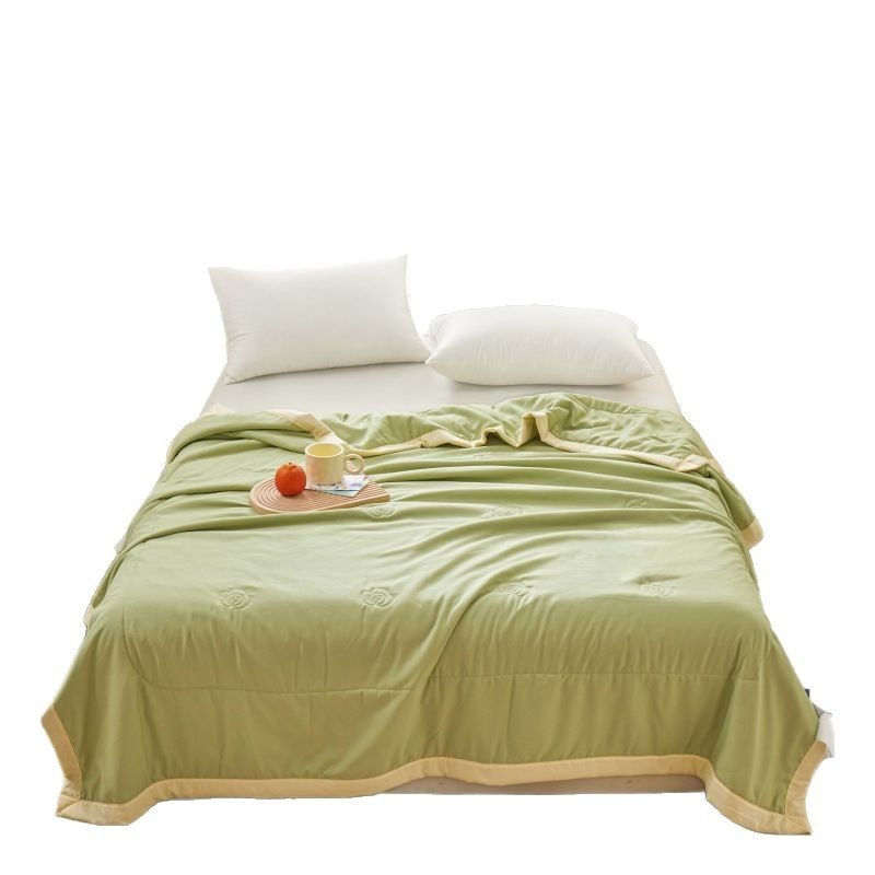  여름용 대두 충전 실크 이불