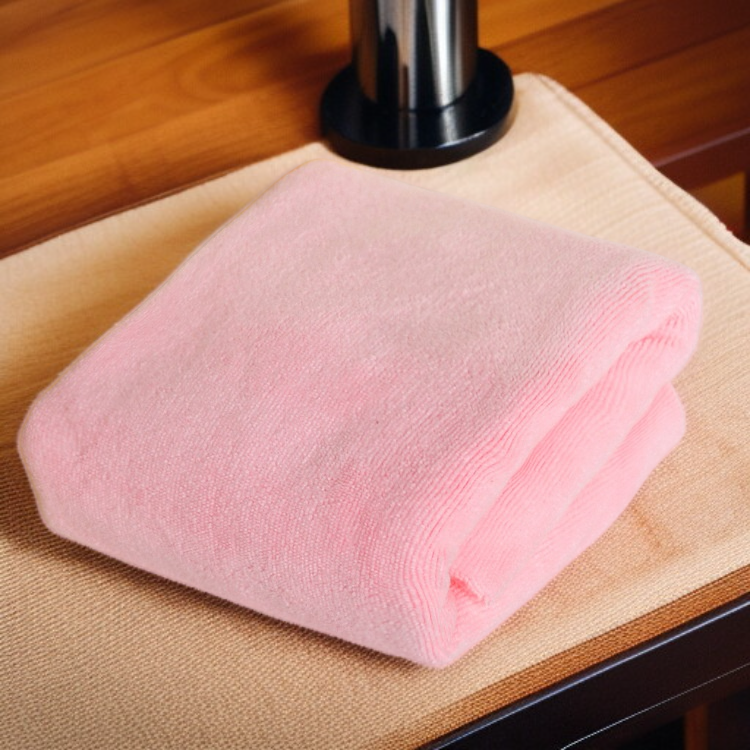 فوطة تنظيف وتجفيف للسيارة من المايكروفايبر