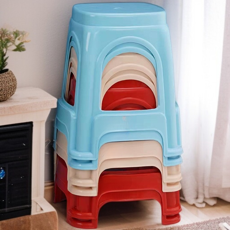 Silla cuadrada de plástico grueso para adultos