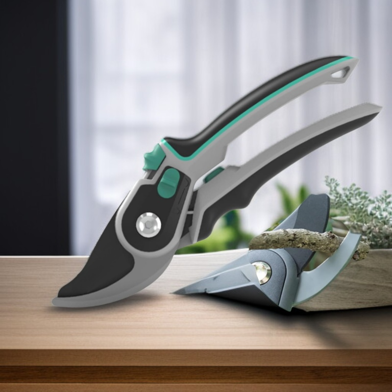 SK85 high carbon steel pruning shears close-up