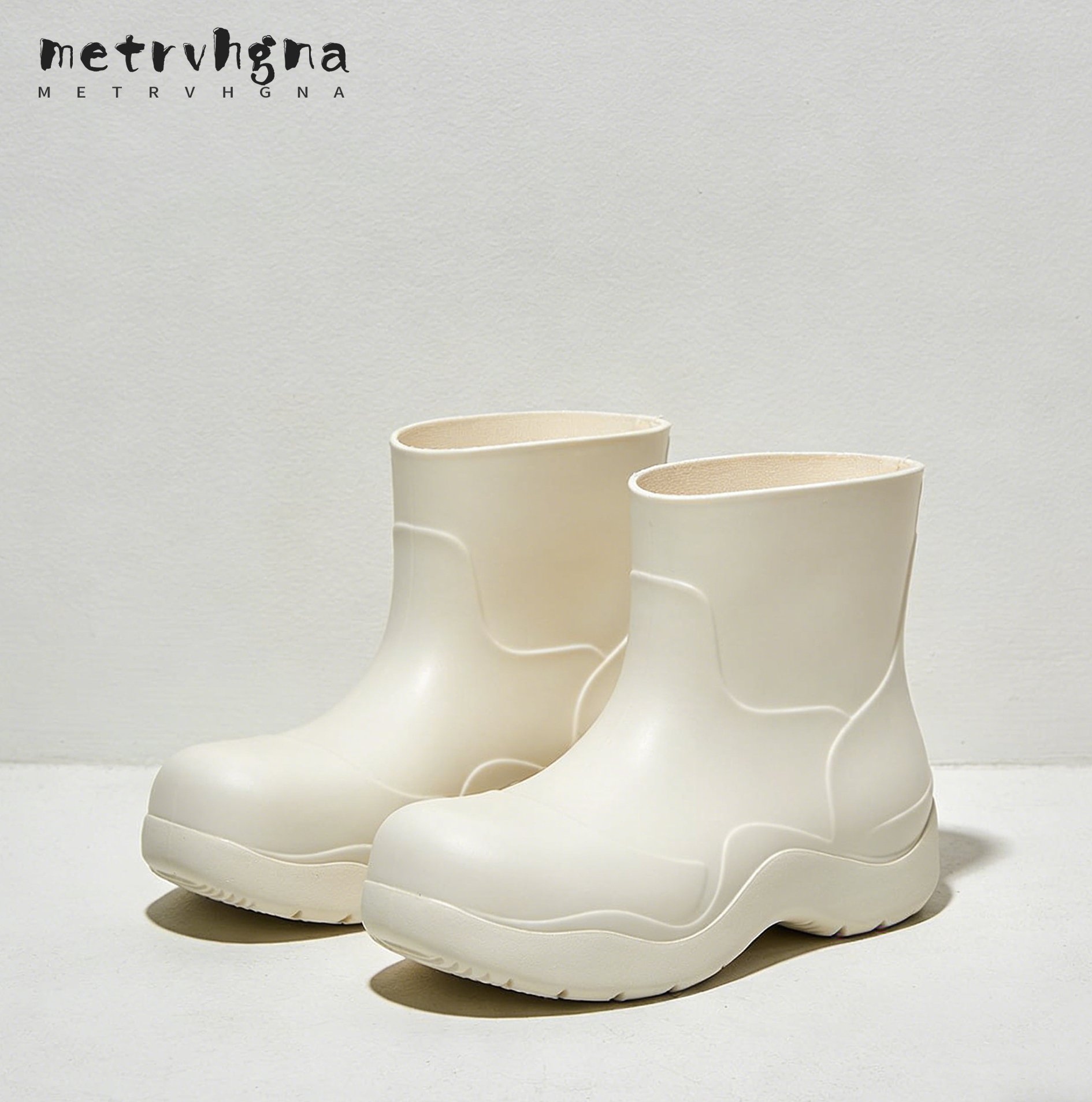 รองเท้าบูทยางกันน้ำ (2 คู่)