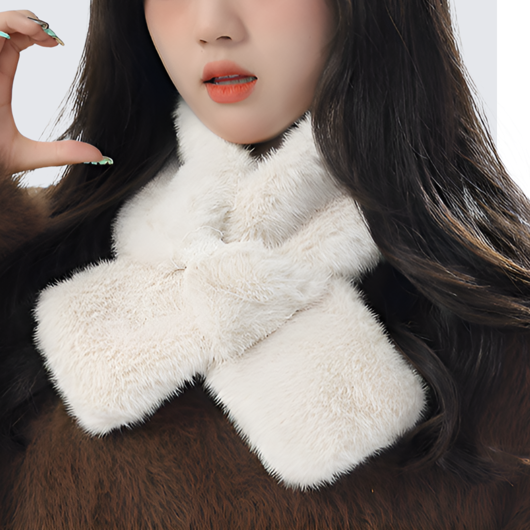 秋冬季柔軟可愛減齡毛絨圍脖