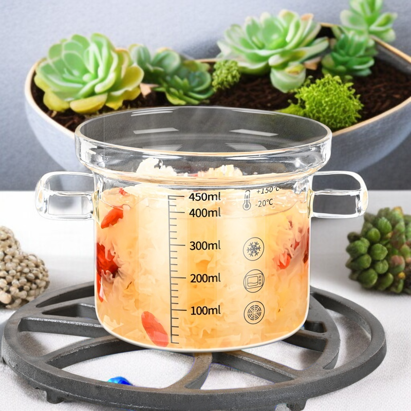 Kleiner Glas-Kochtopf für den Hausgebrauch