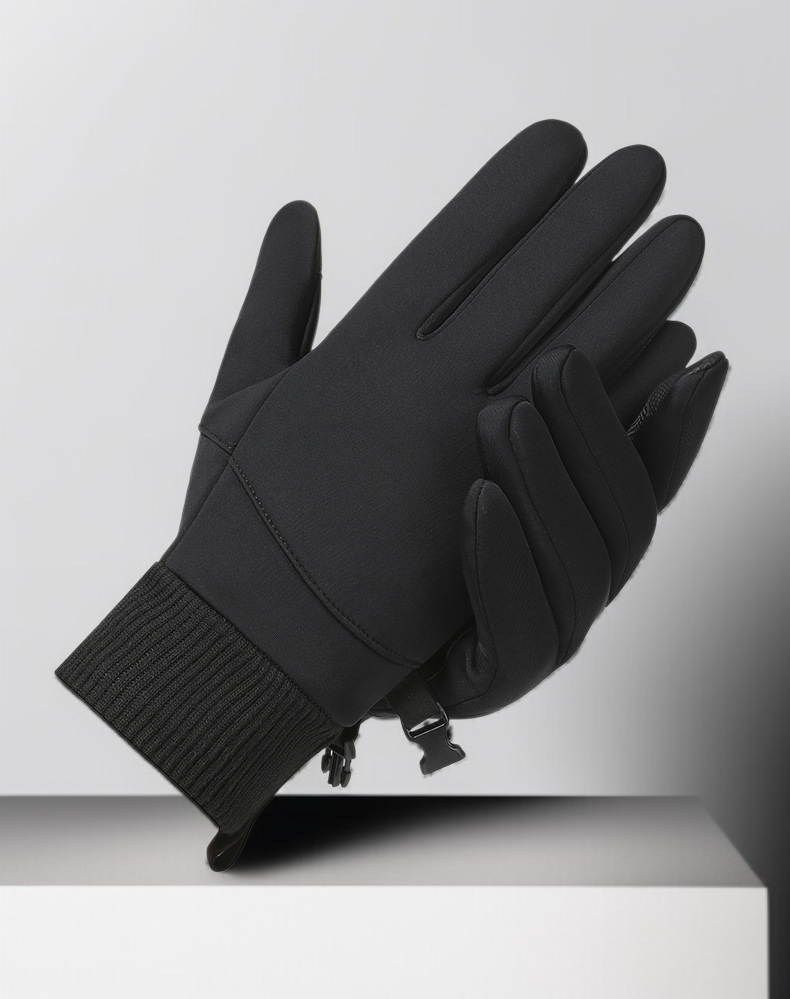 남성 라이딩 장갑 착용 전후 비교