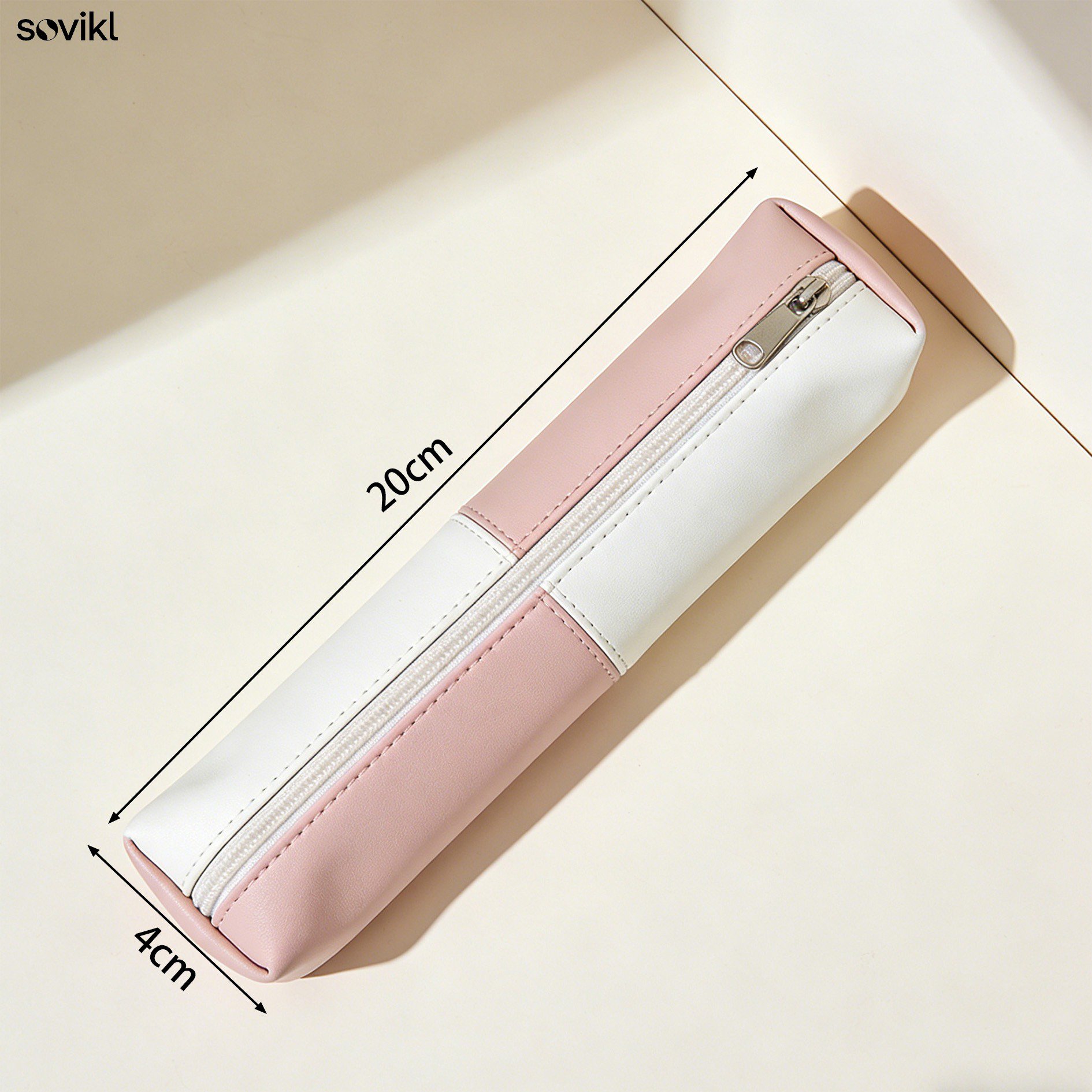 Trendy stationery organizers in pink and white