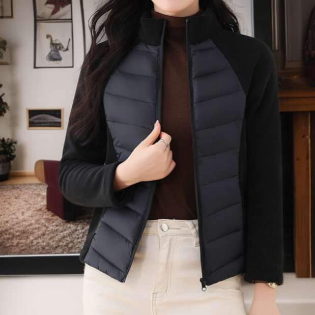 여성 아웃도어 패딩 화이트 슬림 트레이닝 아우터 하이넥 구속 없는 패딩