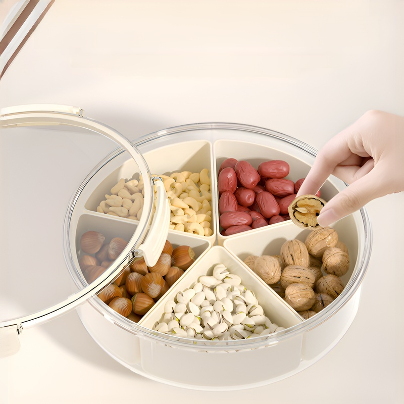 ของว่างและผลไม้ในห้องนั่งเล่น