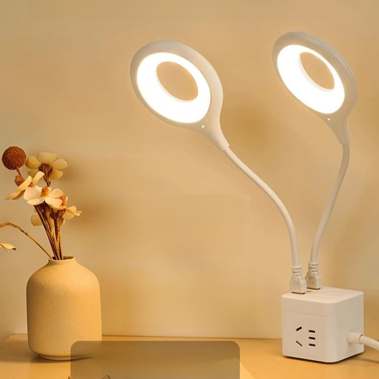 Voice-controlled USB night light