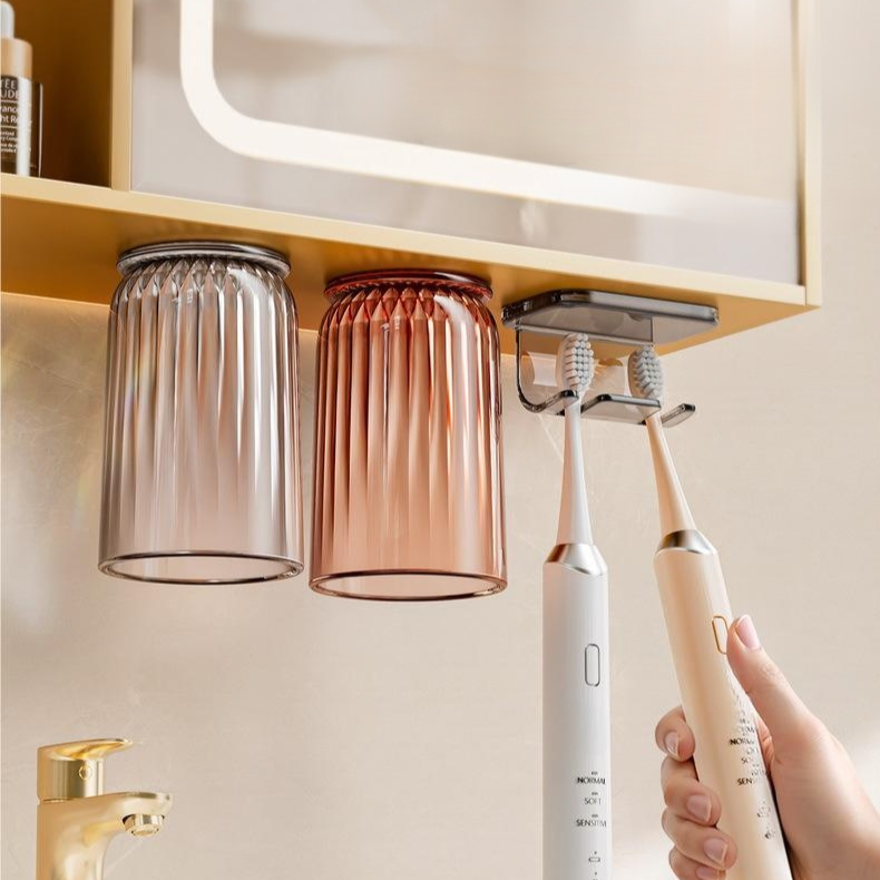 鏡櫃磁吸牙刷架倒扣漱口杯