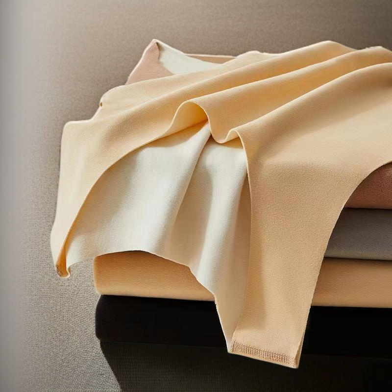 無痕圓領背心親膚貼身效果