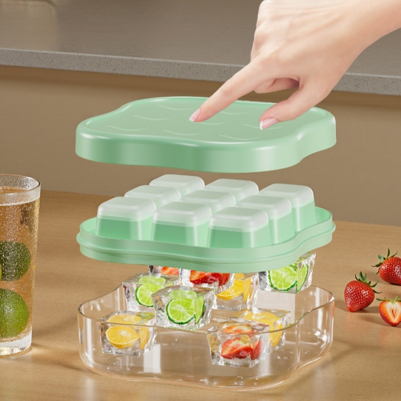 Large Capacity Press Ice Cube Tray Mold