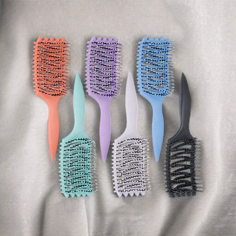 伸縮性のあるコーム