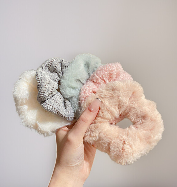 Soft and fluffy scrunchie in seasonal colors