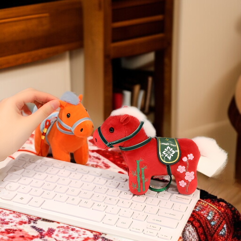 어린 시절 연인의 인형 말띠 마스코트 봉제 키체인