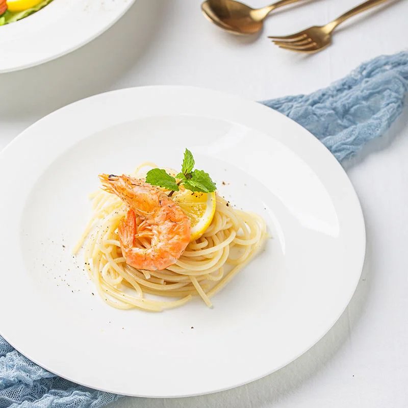 도자기 쟁반과 식기 세트