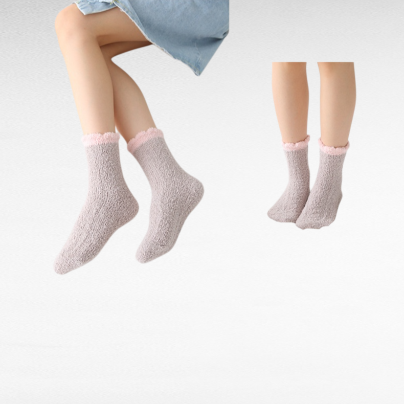 暖かいコーラルフリース女性用ソックス 無地 厚手 ミドル丈 寝間着用