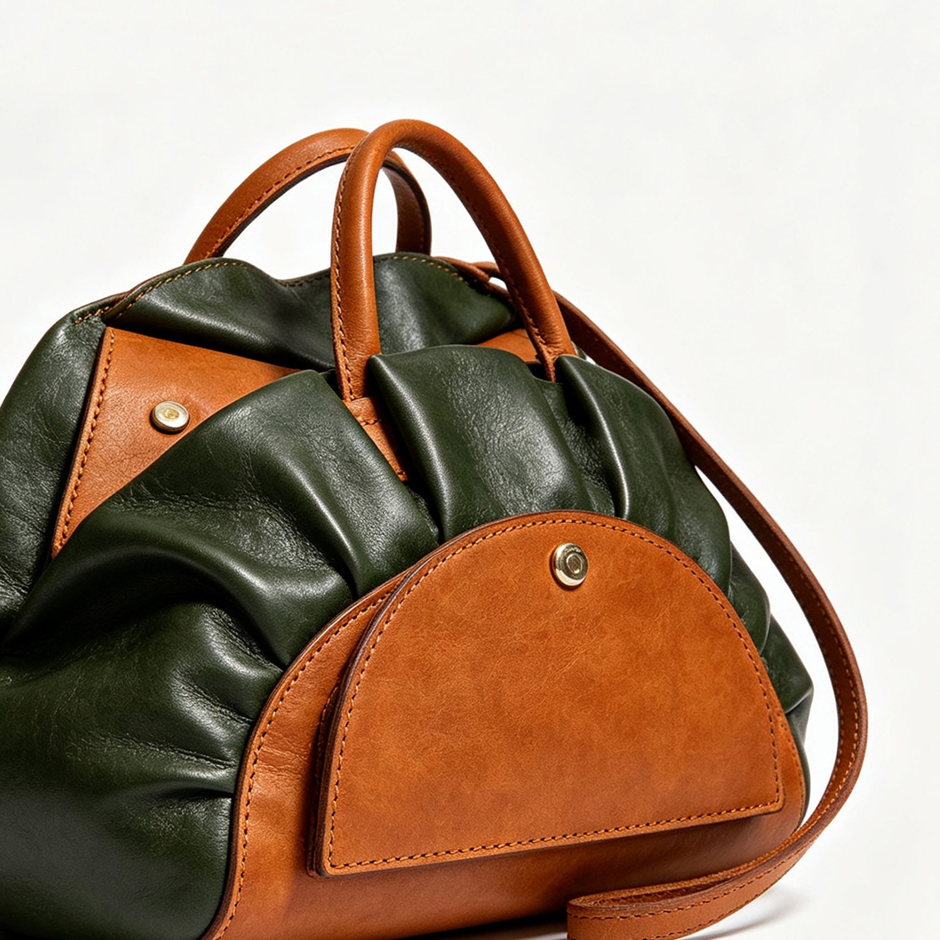 Senyu wrinkled leather handbag