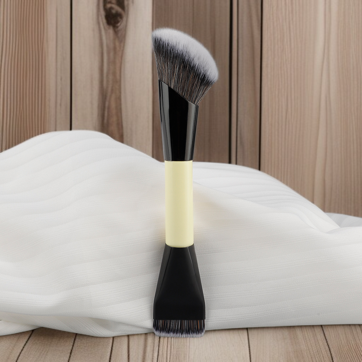 Dual head multifunctional beauty and makeup brush
