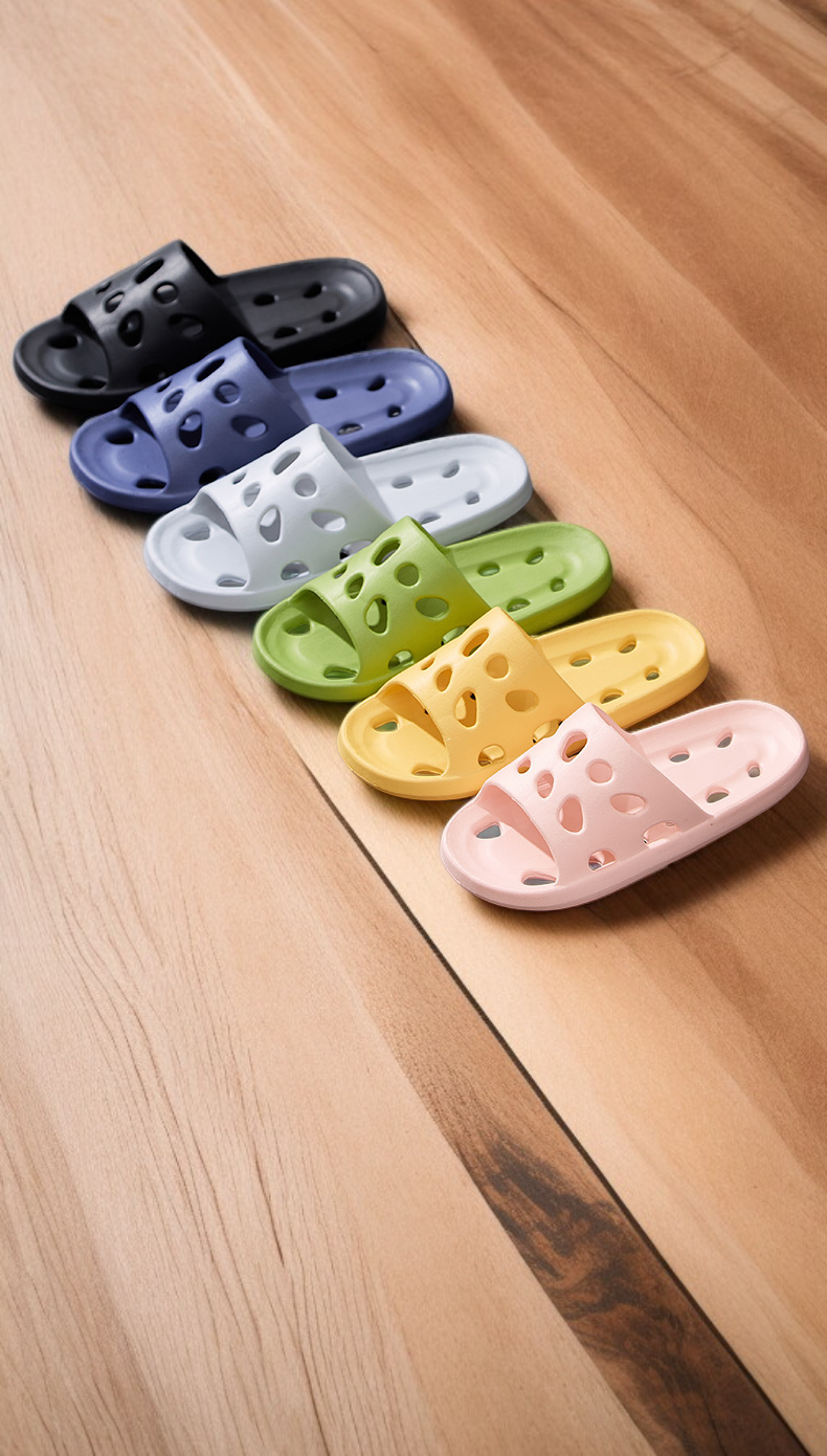 욕조에서 사용하는 구멍 뚫린 신발