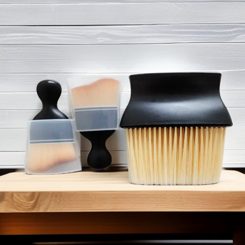 3-teiliges Bürstenset für die Fahrzeug-Innenreinigung