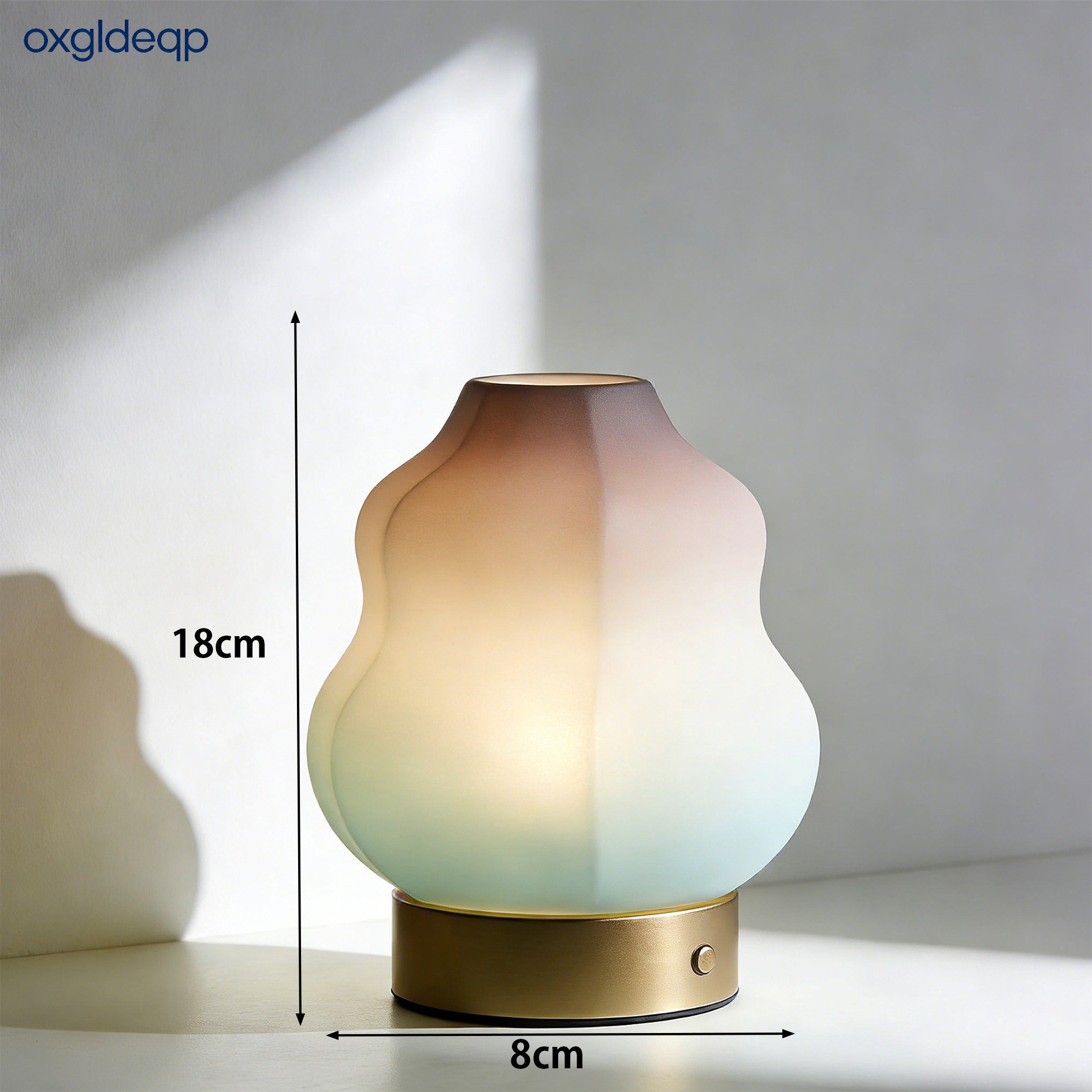 LEDナイトライトのやさしい灯り