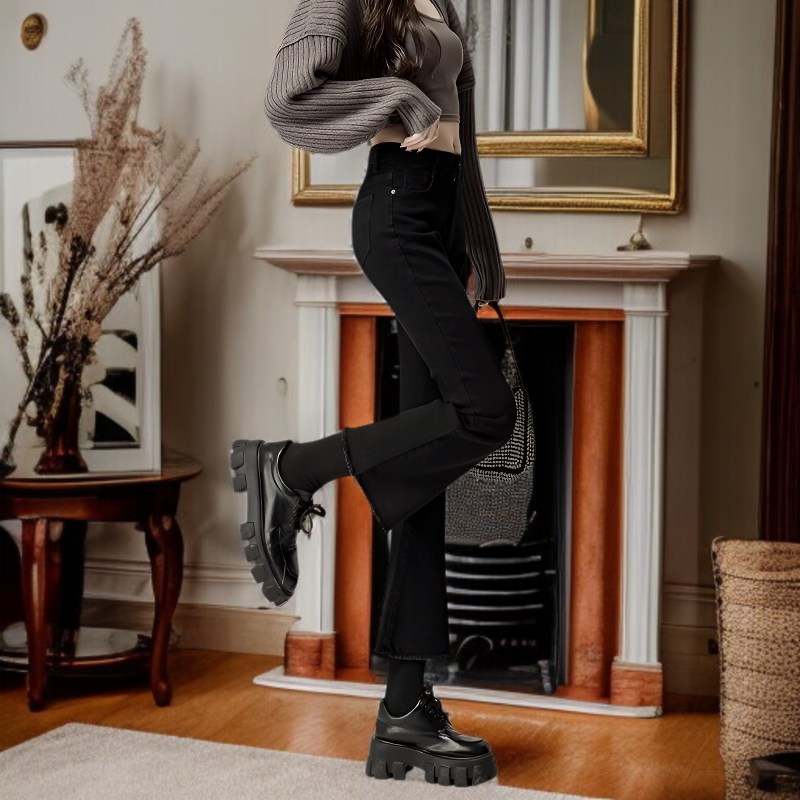 秋の女性用の黒のわずかにフレアのイミテーションジーンズ、小柄な人向けの韓国バージョン、ハイウエスト、スリムな89ポイント、多用途のカジュアルベルボトムパンツ