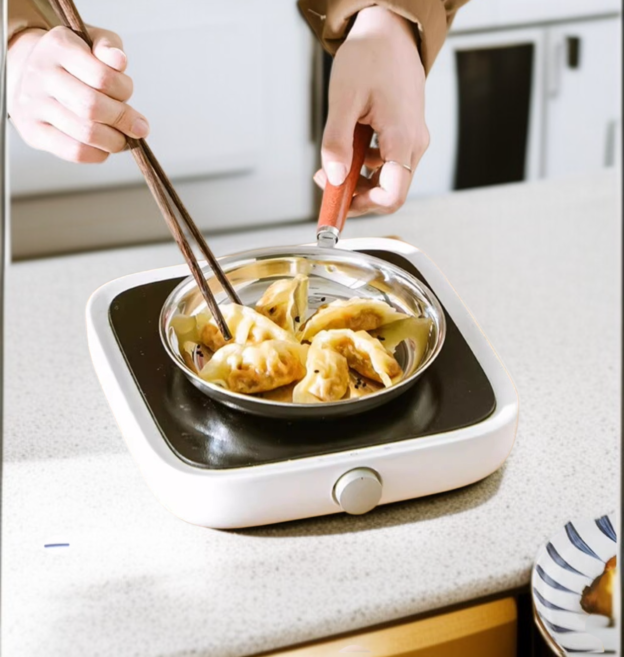 コンパクト収納できる316ステンレス製フライパン