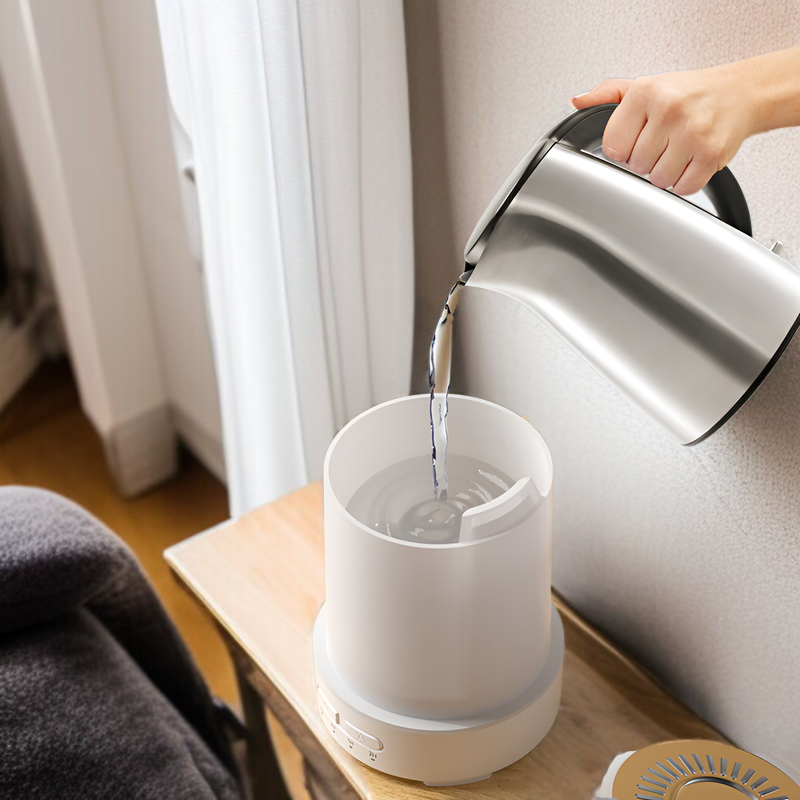 新しいナイトライト加湿器、家庭用USBアロマディフューザー、カラフルな木目調ディフューザー、ミニサイレントベッドルームアロマディフューザー