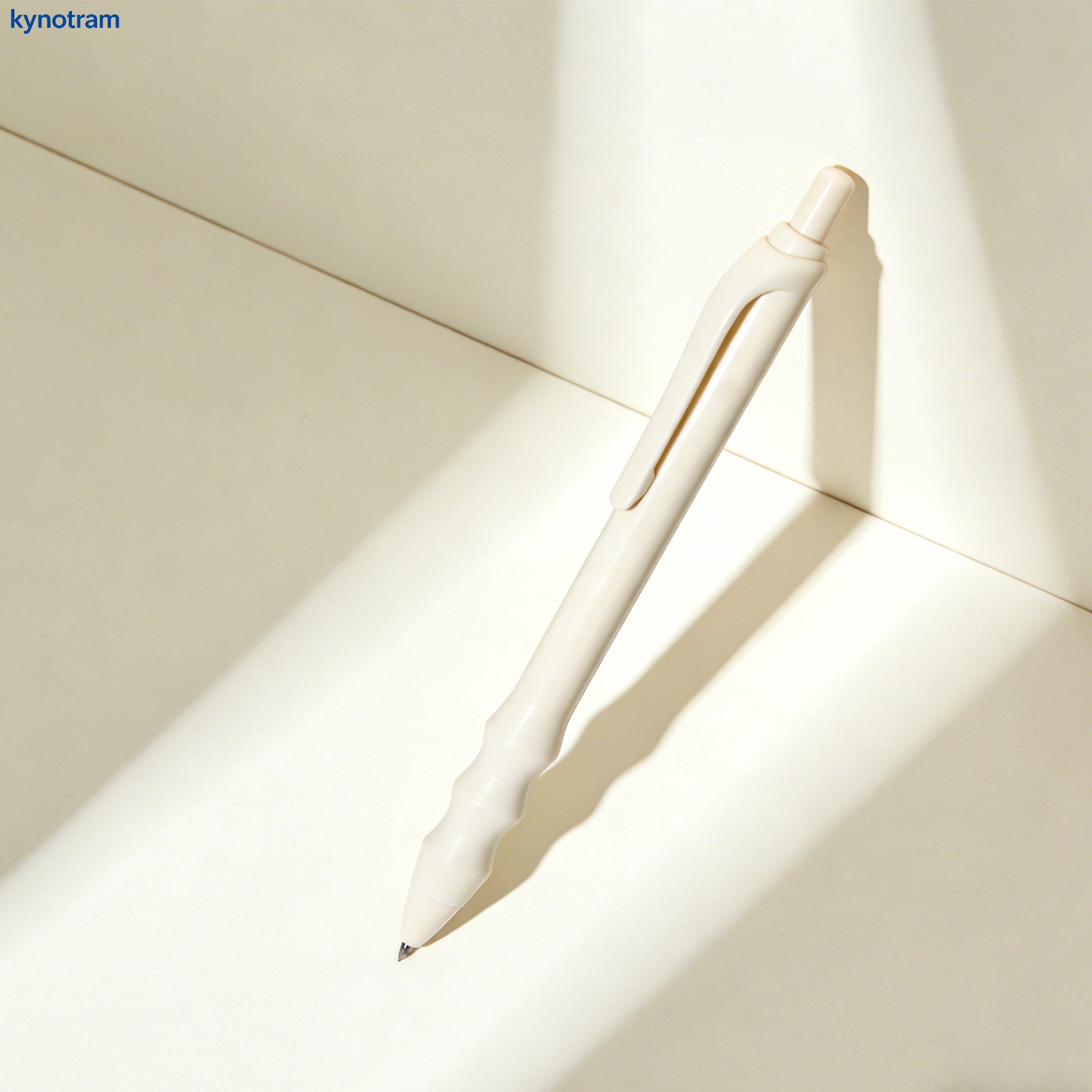 Mechanical pencils with comfortable grip design